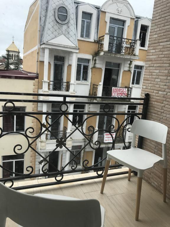 Piazza Apartment Batumi Luaran gambar